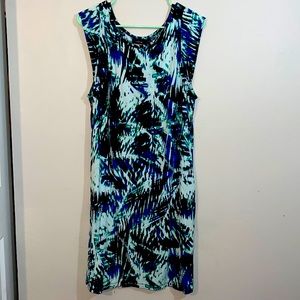 Sleeveless Knee Length Dress